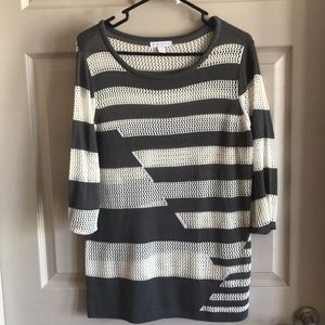 New York and Company 3/4 sleeve Knit Top